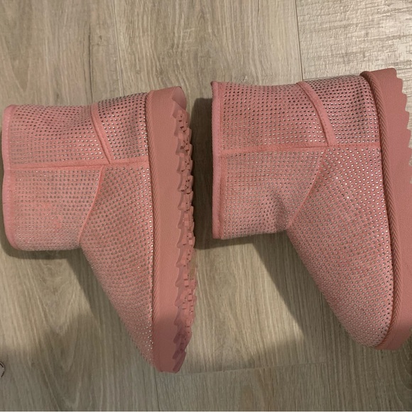 💖New Glitter Rhinestone Cozy Ankle Boots Baby Pink Statement💖 - Picture 9 of 13